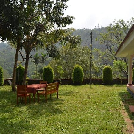 Cassells Jungle Resorts Thekkady Vandiperiyār Esterno foto