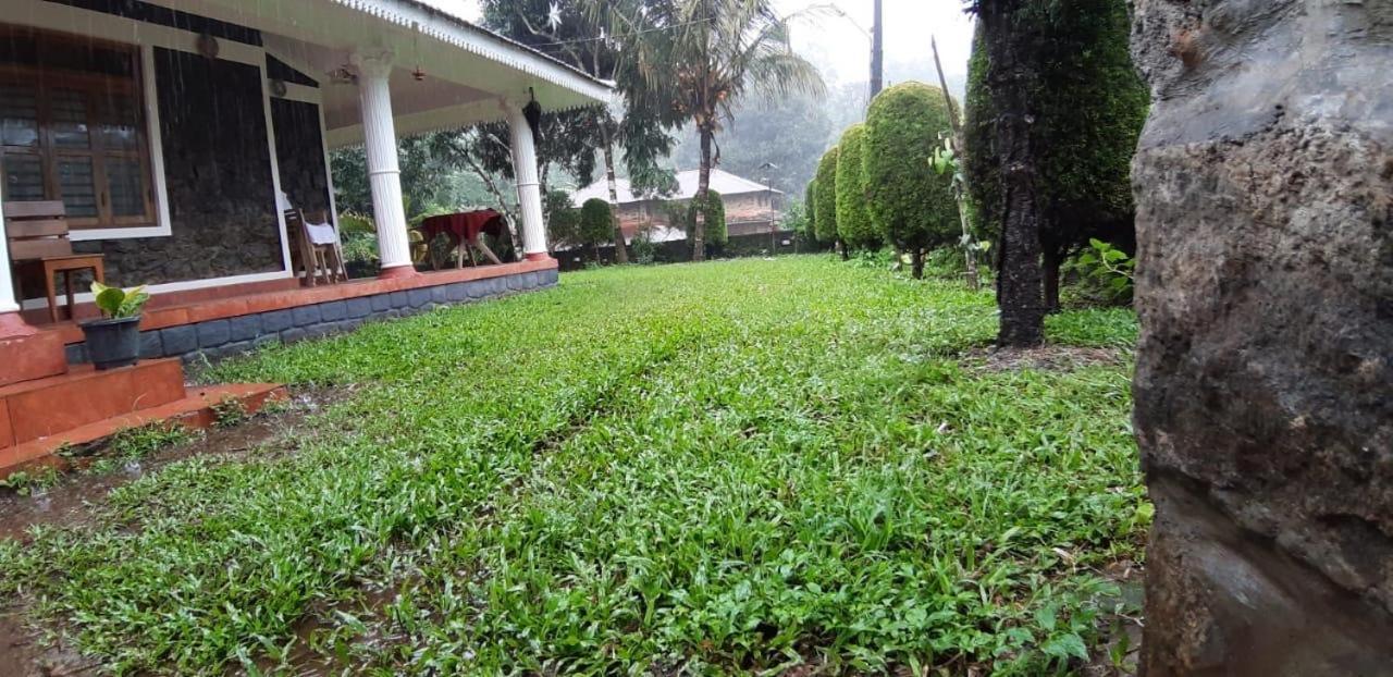 Cassells Jungle Resorts Thekkady Vandiperiyār Esterno foto